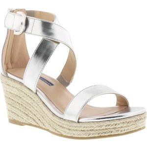 Stuart Weitzman Akilah Amore Sandals Size 7.5